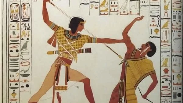 هل كان الفراعنة بأحجام كبيرة؟ 6 حقائق ستحسم الجدلالاعتقاد الشائع بأن الفراعنة كانوا عمالقة هو مجرد خيال لا أساس له من الصحة. وعلى الرغم من أن العديد من الأساطير والحكايات الشعبية ق