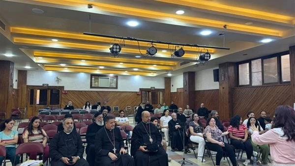 بطريرك الأقباط الكاثوليك يشارك في الجلسة الثانية من الندوة التكوينية للكهنة المتزوجينشارك أمس، البطريرك الأنبا إبراهيم إسحق، بطريرك الإسكندرية
