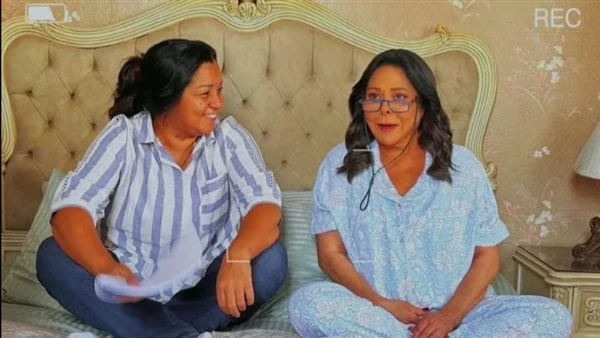 شيرين عادل تنشر صورا جديدة من كواليس تيتا زوزوشاركت المخرجة شيرين عادل جمهورها من خلال حسابها الرسمي على موقع إنستجرام عدة صور جديدة من كواليس مسلسل