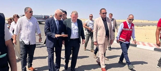 وزير خارجية الدانمارك يصل مطار العريش لبدء جولة إنسانية (صور)وصل وزير خارجية الدنمارك لارس راسموسن اليوم إلى مطار العريش قادما من القاهرة، فى زيارة