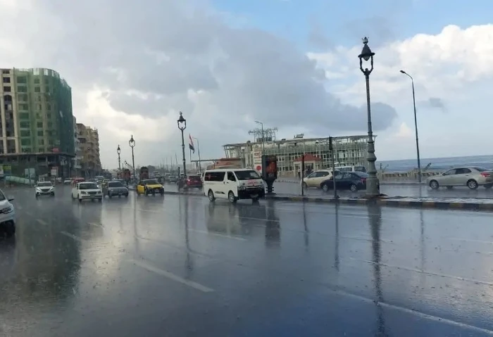 بشرى لمحبي الشتاء، تحسن في الأحوال الجوية وسقوط أمطار على السواحل اليوم كشفت الهيئة العامة للأرصاد الجوية، عن حالة الطقس، اليوم السبت 7 سبتمبر، إذ