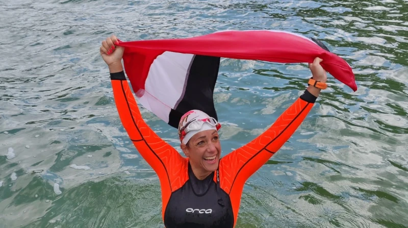 راندا المهدي.. المرأة الحديدية تحقق إنجاز فريد بالسباحة راندا المهدي، أطلق عليها لقب المرأة الحديدية بعد أن وجدت نفسها في ممارسة الرياضة بعد بلوغها 40 عاما وأصبحا أما لثلاثة أطفال،