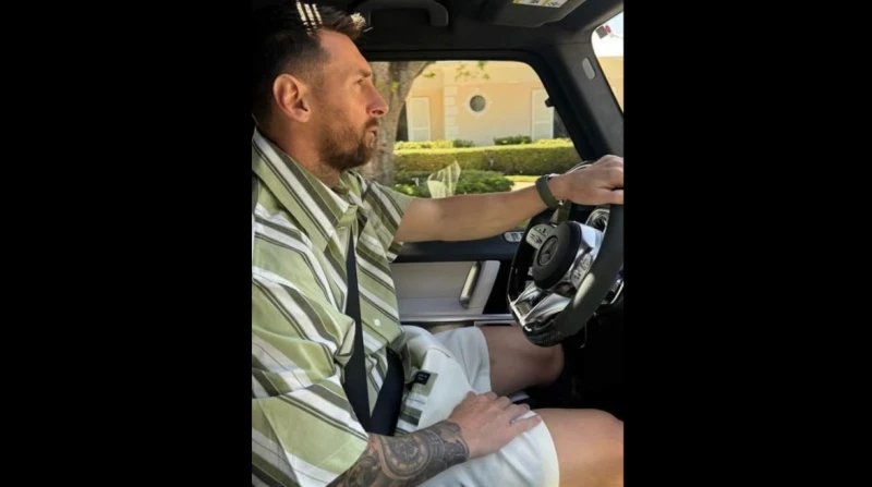 كريستيانو من أكاونت فيك.. ميسي يتعرض للسخرية على فيس بوك خلال الأيام الماضية انتشرت صورة للاعب إنتر ميامي، الأرجنتيني ليونيل ميسي، حملت تعليقا يتضمن نوعا من السخرية، وتمت مشاركتها