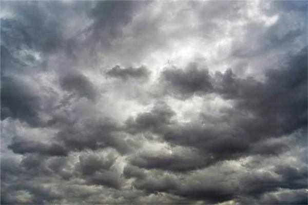 أبرز الظواهر الجوية في فصل الخريف 2024 متفرقات أبرز الظواهر الجوية في فصل الخريف 2024 صورة موضوعية يبدأ فصل الخريف 2024 بتغيرات ملحوظة في الطقس، حيث يشهد انخفاضا في درجات الحرارة و