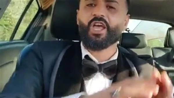 تفاصيل غريبة عن العريس المخطوف.. قناة يوتيوب لم تحقق أرباحا ومتزوج 3 مراتأصبح جنون وهوس التريند يؤثر علي الجميع وبدأ كل شخص يبحث عن فكرة لفيديو للشهرة ومن أجل تحقيق نسب مشاهدة و ذل