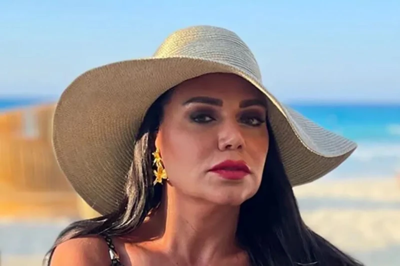 رانيا يوسف ترد على الانتقادات التي طالتها بسبب فيلم أوراق التاروت أبدت الفنانة رانيا يوسف استيائها بسبب ما تم تداوله حول وجود اعتراضات رقابية على فيلمها أوراق التاروت، بسبب مشاهد خ