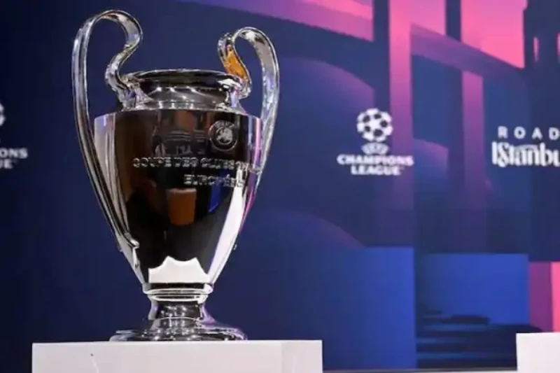 ناقد رياضي: نظام دوري أبطال أوروبا الجديد هدفه القضاء على فكرة السوبر ليجأكد الناقد الرياضي محمود شاكر أن نظام دوري أبطال أوروبا بشكله الجديد هدفه