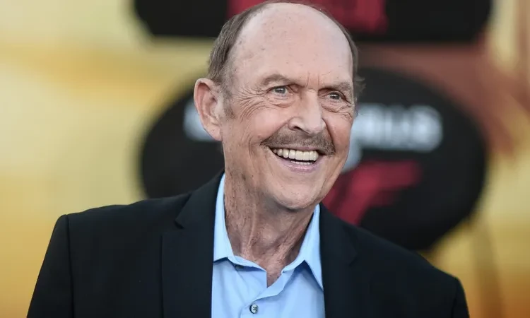 بطل فيلم شرطي بيفرلي هيلز.. وفاة الممثل الأمريكي جون أشتون عن عمر 76 عاما تعرف على التالي بطل فيلم شرطي بيفرلي هيلز.. وفاة الممثل الأمريكي جون أشتون