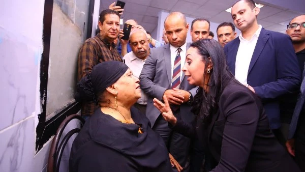 آخر تطورات حادث قطار الشرقية.. 3 وفيات من أسرة واحدة كشف الدكتور أحمد عناني، عميد كلية الطب في جامعة الزقازيق، آخر تطورات حادث قطار الشرقية، موضحا