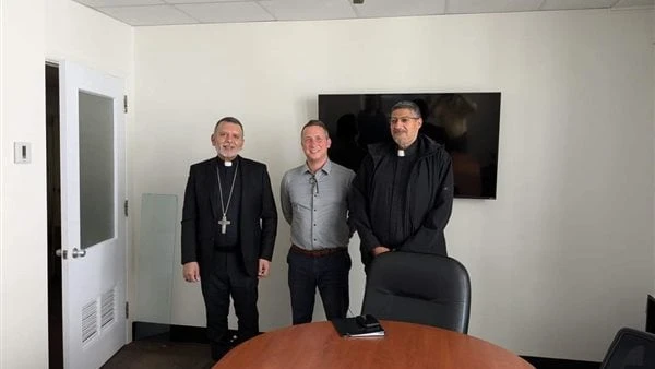 الأنبا بولا يلتقي مدير الشئون الرعوية بإيبارشية مونتريالالتقى نيافة الأنبا بولا شفيق، مطران إيبارشية الإسماعيلية ومدن القناة وتوابعها للأقباط الكاثوليك، والزائر الرسولي على كندا وأ