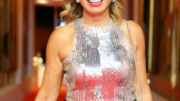 فساتين ضيقة .. أبرز إطلالات إيناس الدغيدي بعد تصدرها التريند تصدرت المخرجة إيناس الدغيدي تريند مؤشر البحث جوجل وذلك بعدما أدلت بعدد من التصريحات الجريئة خلال حضورها كضيفة بأحد البر