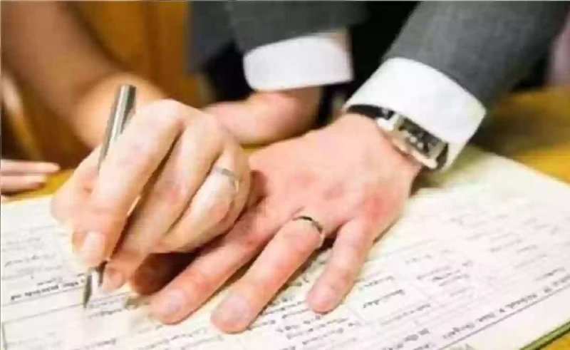 اخر اخبار قرض الزواج للسعوديين 2024 بعد توقفه مؤقتا لتطويره.. بنك التنمية الاجتماعية يزف بشرى شارة على هذا النحوكان من ضمن الأخبار الصادمة بالفترة الأخيرة هو قيام بنك التنمية بالإع