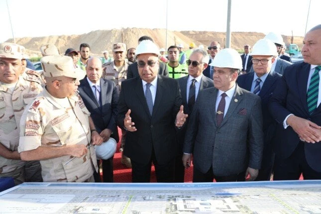 وزير العدل يتفقد مشروع مدينة العدالة بالعاصمة الإدارية الجديدة صورتفقد اليوم الأربعاء المستشار عدنان فنجري وزير العدل مشروع مدينة العدالة بالعاصمة