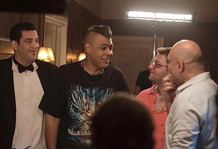 الكوميديا تسيطر على برمو فيلم بنسيون دلال (فيديو) طرحت الشركة المنتجة لفيلم بنسيون دلال عن البرومو الرسمي للعمل وهو من بطولة الفنان عمر متولي، والفنان بيومي فؤاد، إلى جانب عدد من ا