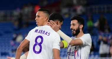 -منافس الأهلي.. العين يستضيف أوكلاند سيتي فى افتتاح كأس إنتركونتيننتال .. يستضيف فريق العين الإماراتي نظيره أوكلاند سيتي النيوزيلندي مساء اليوم،