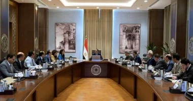 رئيس الوزراء يتابع مستجدات الموقف التنفيذي لمشروعات المبادرة الرئاسية حياة كريمة متابعة رشدي ابوطالب عقد الدكتور مصطفى مدبولي، رئيس مجلس الوزراء،