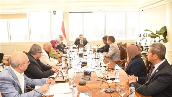 وزير الإسكان يتابع سير العمل بقطاع التنمية وتطوير المدن بهيئة المجتمعات العمرانية الجديدةعقد المهندس شريف الشربيني، وزير الإسكان والمرافق والمجتمعات