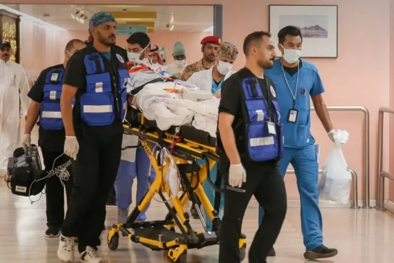 فهد المولد يحل بمدينة الملك عبد العزيز الطبية ووصل اللاعب فهد المولد إلى مدينة الملك عبد العزيز الطبية التابعة للحرس الوطني التابعة لوزارة الصحة بعد عملية إخلاء طبي ناجحة من مدينة 