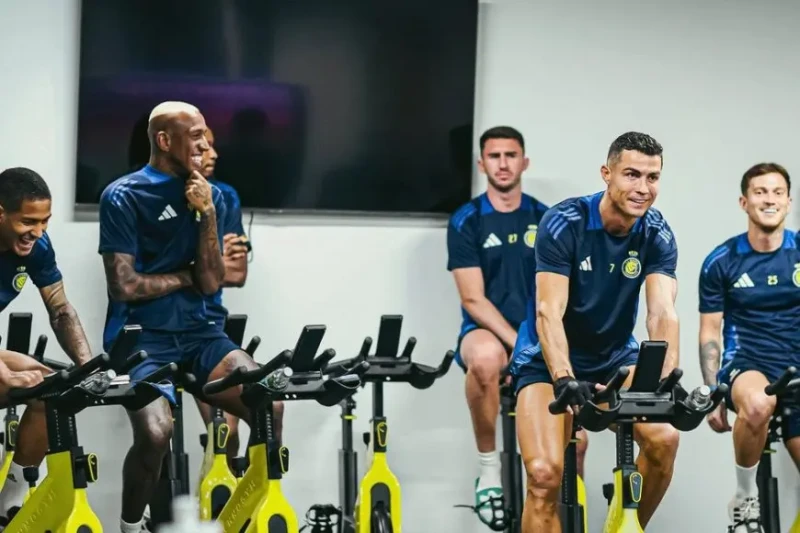 مواعيد مباريات الاثنين 23 سبتمبر 2024 تتواصل مباريات دور ال 32 في كأس خادم الحرمين الشريفين يوم الاثنين 23 سبتمبر. كما أن هناك مباراة في الدوري