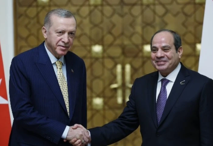 7 إجراءات سياسية دولية ترسم التحركات المصرية والتركية بالشرق الأوسط بعد صدور الإعلان المشترك للاجتماع الأول لمجلس التعاون الاستراتيجي رفيع المستوى بين مصر وتركيا، أكد الطرفان التعا