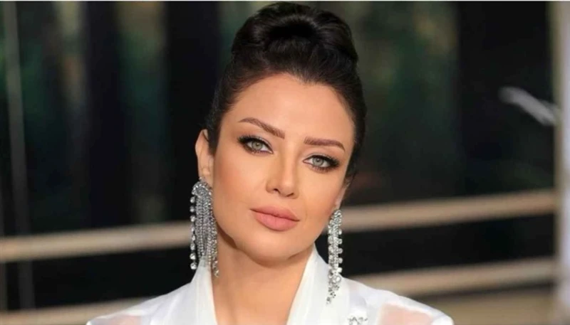 رضوى الشربيني ترد بشكل كوميدي على شائعة زواجها افاق عربية - نشرت الإعلامية المصرية رضوى الشربيني صورة عبر حسابها على إنستغرام، ترد فيها على شائعات