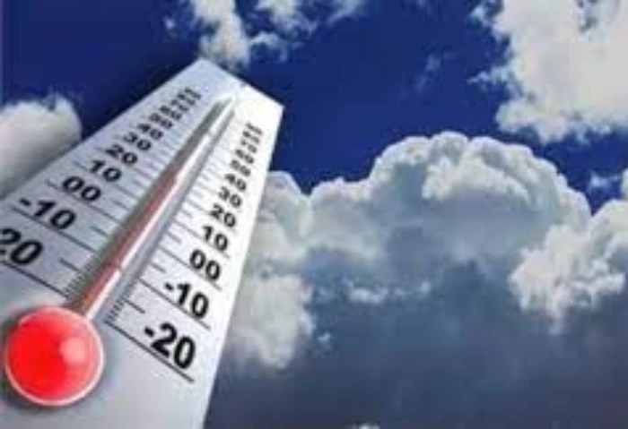 الأرصاد: انخفاض درجات الحرارة وتحسن نسبي في الأحوال الجوية اليوم أعلنت الهيئة العامة للأرصاد الجوية، عن استمرار الانخفاض في درجات الحرارة على أغلب