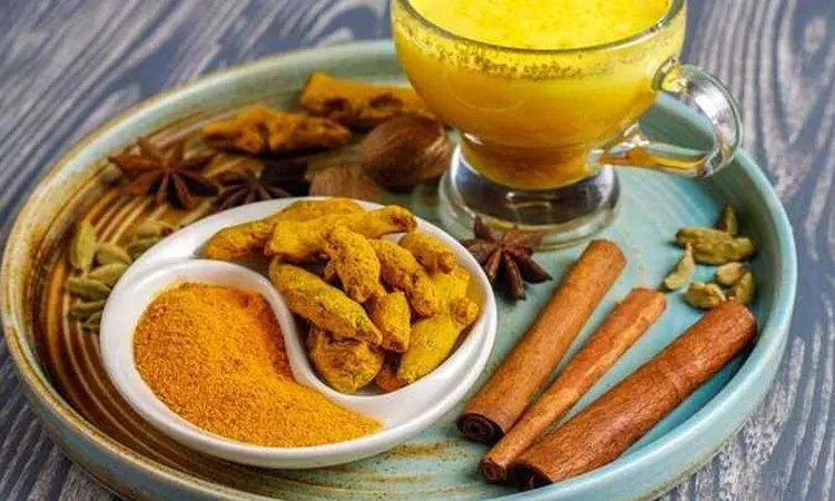 مشروب طبيعي لتقوية المناعة والوقاية من الأمراض.. تناوله يوميا على معدة فارغة صحة هناك الكثير من المشروبات الطبيعية التي تحتوي على نسبة عالية من