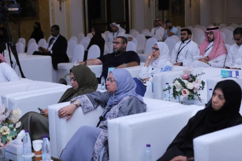 وداعا للإبر.. الكشف عن جهاز البنكرياس الصناعي لقياس السكر وقت النوم بالخبر الحياة قادت الحاجة إلى العمل على اختراع جهاز لقياس السكر أثناء النوم، بعدما اكتشف المهندس الطبي إدورد دوم