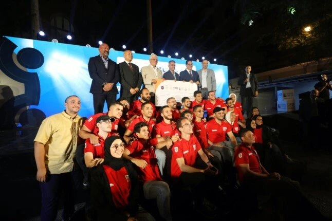 وزيرا التعليم العالي والتضامن يكرمان الفرق الفائزة بمسابقة قادة الأنشطة الطلابيةشهد الدكتور أيمن عاشور وزير التعليم العالي والبحث العلمي، الحفل