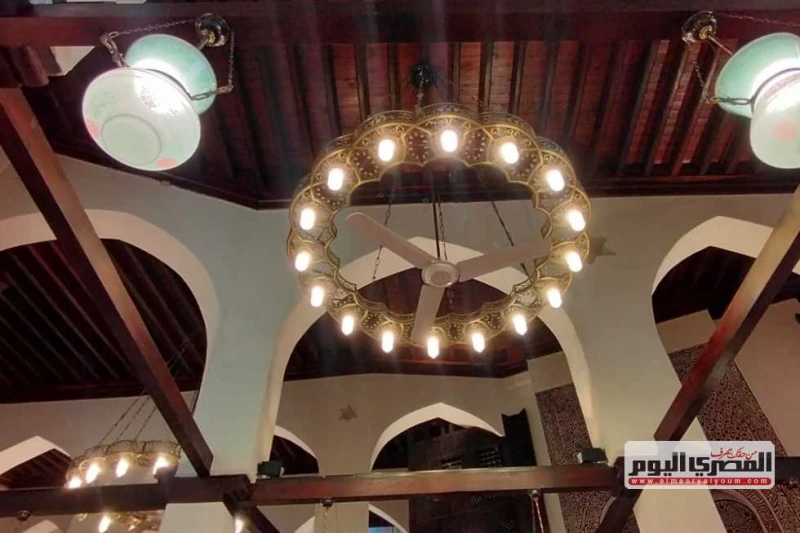 إذاعة صلاة الجمعة من مسجد المحلي برشيد ضمن احتفالات العيد القومي للبحيرة أذاع التلفزيون المصري صلاة الجمعة من مسجد على المحلي الأثري في مدينة رشيد التاريخية، في ذكري العيد القومي ل