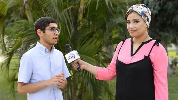 سادس الجمهورية بالثانوية العامة: أحلم بمقابلة مجدي يعقوب.. فيديوقال مينا مجدي، السادس على الجمهورية شعبة علمي علوم، إن الناس ترى في ثالثة ثانوي بعبع يخافون منه.وأضاف مينا مجدي ل اف