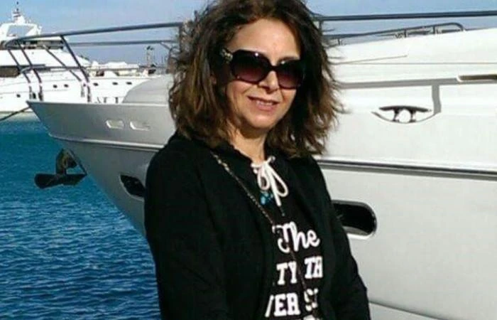 رحلت الفنانة ناهد رشدي عن عالمنا أول أمس السبت بعد صراع مع مرض السرطان عن عمر يناهز 68 عاما، وسط صدمة كبيرة في الوسط الفني في مصر، لاسيما وأن الراحلة تمتعت بسيرة طيبة بين زملائها ا