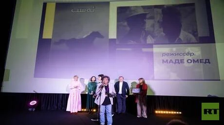 حصان يحصد جائزة أفضل فيلم روائي.. اختتام فعاليات مهرجان السينما الكردية في موسكو تعرف على التالي حصان يحصد جائزة أفضل فيلم روائي.. اختتام فعاليات
