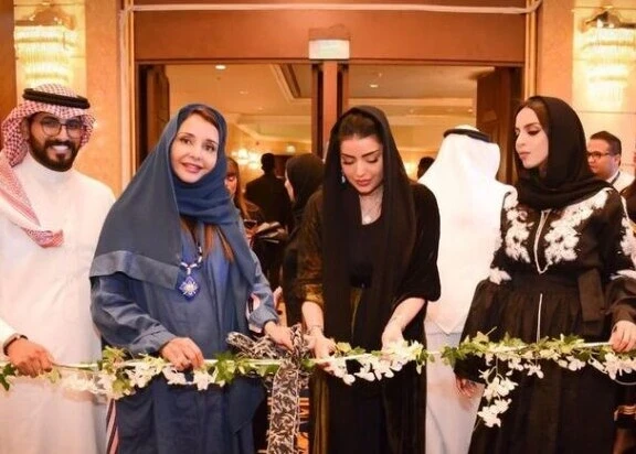 من هو زوج الأميرة لطيفة بنت عبد العزيز ويكيبيديا السيرة الذاتية زوج الأميرة لطيفة بنت عبد العزيز آل سعود، التي أعلن الديوان الملكي منذ قليل خبر وفاتها وسط جو من الحزن والأسى، خاصة