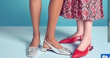 اعرفي إزاي تلبسي الأحذية الفلات على طريقة فيكتوريا بيكهام وليلي كولينز المرأة والمنوعات أحذية الباليه وأحذية ماري جين من أكثر ستايلات الأحذية الفلات انتشارا والتي تفضلها الفتيات دا