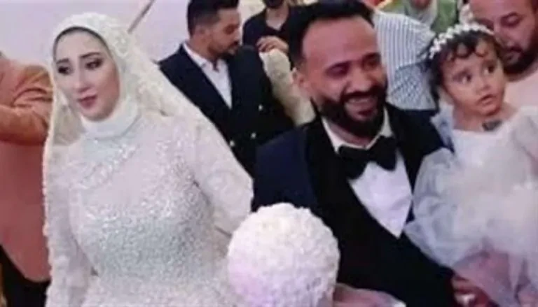 مفاجأة صادمة عمرو أديب في واقعة عريس الدقهلية يكشف عدد رزيجاته ونصابعلق الإعلامي عمرو أديب على واقعة عريس الدقهلية التي تم التحقق بعد ذلك من أنها