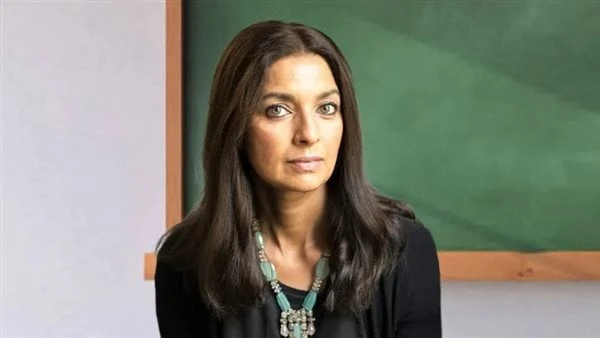 كاتبة أصولها هندية ترفض تسلم جائزة أمريكية لحظر الكوفية الفلسطينيةمن هي جومبا لاهيري؟رفضت الكاتبة الأمريكية من أصل هندي، جومبا لاهيري، الحائزة على جائزة بوليتز، جائزة متحف نوجوتشي 