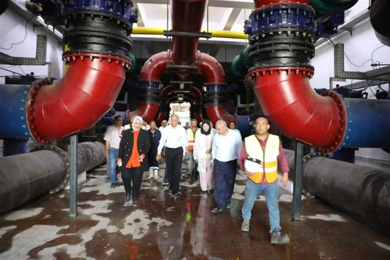 محافظ المنيا: توسعات محطة مياه ديرمواس الجديدة تزيد طاقتها إلى 900 لتر ث تفقد اللواء عماد كدواني محافظ المنيا، اليوم الخميس، أعمال توسعات محطة مياه ديرمواس المرشحة الجديدة، المقامة