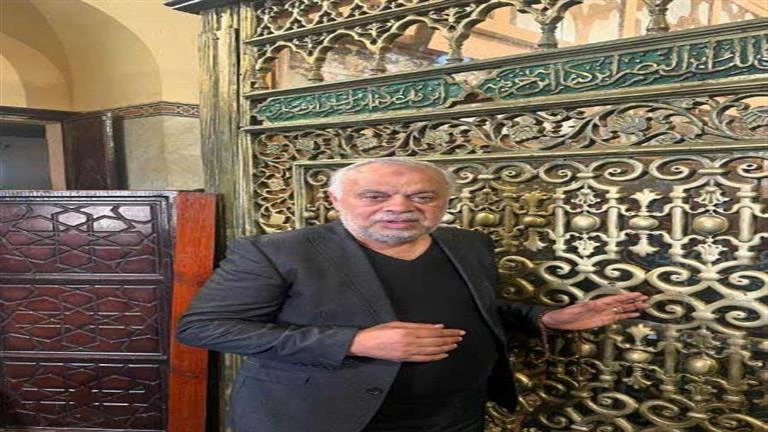 بالصور.. أشرف زكي وأحمد سلامة في زيارة لضريح السيد البدوي تعرف على التالي بالصور.. أشرف زكي وأحمد سلامة في زيارة لضريح السيد البدوي، 08 34 م السبت 14