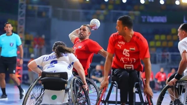 -رئيس اللجنة البارالمبية يشيد بأداء منتخب مصر للكراسي المتحركة بعد الفوز على تشيلي .. قدم حسام الدين مصطفى رئيس اللجنة البارالمبية المصرية ومدير الاتحاد الدولي لبطولة الكراسي المتح