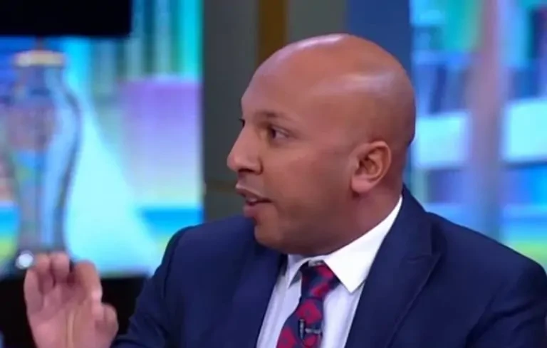 المحامي صاحب فكرة المساكنة قبل الزواج يخرج بأول تعليق بعد إحالته إلى التحقيقالمحامي صاحب فكرة المساكنة , أعلن هاني سامح ، الذي أثار الجدل بدعوته ، أنه سوف يواصل مساعيه إلى تحقيق ما