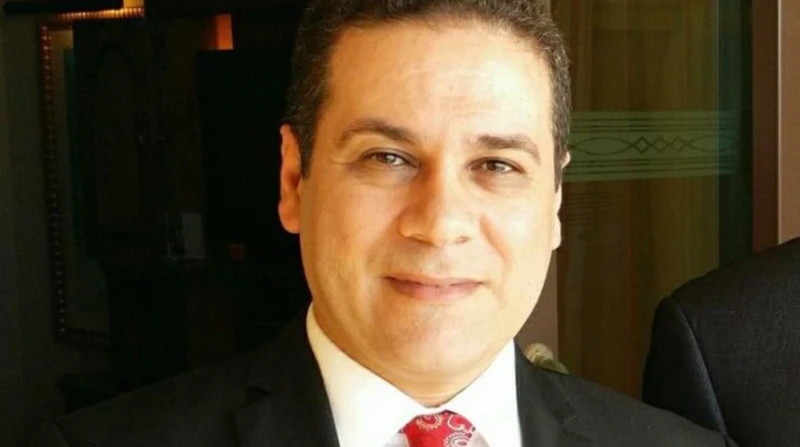 بعد واقعة عزاء الكلب.. مظهر شاهين يصف منتقديه بالدواعش أثار إمام وخطيب مسجد عمر مكرم، الشيخ مظهر شاهين، جدلا واسعا على مواقع التواصل الاجتماعي، بعدما قدم واجب العزاء للفنان خالد ال