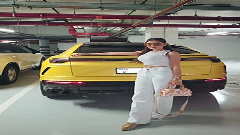 فنون: بالصور.. مي عمر أمام سيارتها في أحدث ظهور والجمهور يعلق 05:25 م الخميس 19 سبتمبر 2024 كتبت- نوران أسامة: شاركت الفنانة مي عمر متابعيها، أحدث