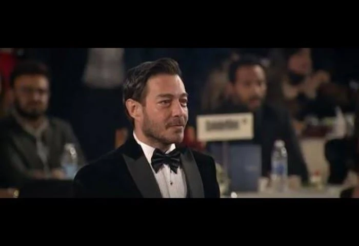 أحمد زاهر: المخرج محمد سامي واقف في ضهري ومفيش ولو مرة مأخدتش جايزة معاه أكد الفنان أحمد زاهر، بأنه سعيد بالتعاون مع المخرج محمد سامي، للمرة الثامنة