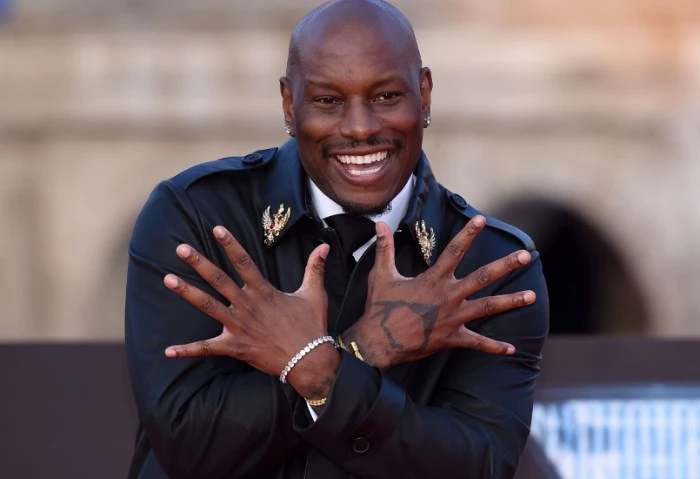 حبس بطل للامتناع عن دفع نفقة ابنته ألقي القبض على الممثل الأمريكي ونجم سلسلة تيريس جيبسون بسبب عدم سداده لنفقة ابنته ثريا، بعدما أمر القاضي بدفعه 73 ألف دولار خلال 48 ساعة لتجنب ال