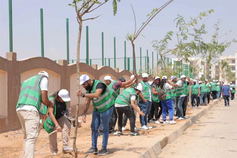 وزارة البيئة تشارك في إطلاق المرحلة الأولى من مبادرة الجذور الخضراء شاركت وزارة البيئة مع شركة الرائدة في مجال الأدوية في إطلاق المرحلة الأولى من