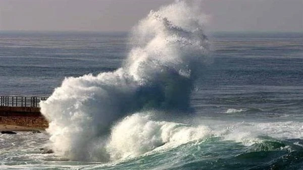 اضطرابات بحرية وأمطار خلال ال48 ساعة المقبلة.. والأرصاد تصدر تحذيرا عاجلاحذرت الهيئة العامة ل الأرصاد الجوية من اضطراب الملاحة البحرية على البحر