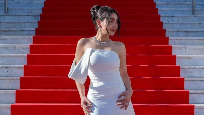 هبه الحسين تثير الجدل بتصريحاتها اخر خبر أثارت الإعلامية هبة الحسين الجدل ، بتصريحاتها مؤخرا عن سبب قبول المرأة لظلم الرجل، خلال لقائها مع برنامج