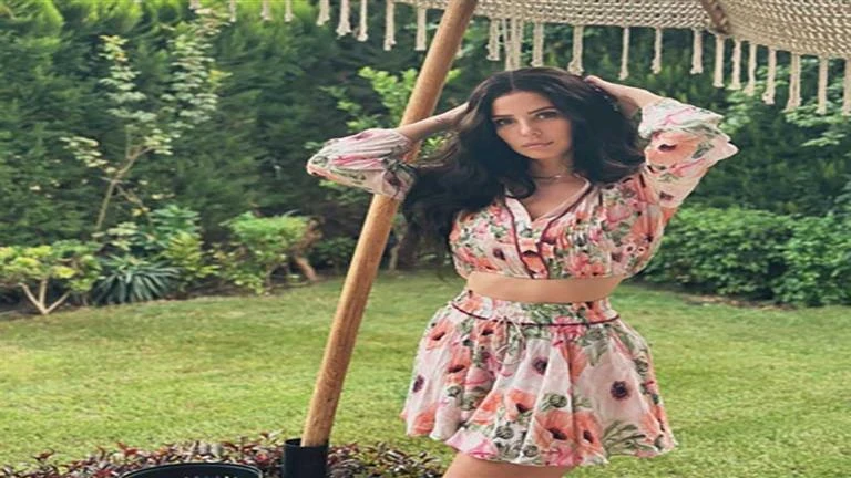 رفقة كلبها.. أحدث ظهور ل إيمان العاصي داخل منزلها (صور) تعرف على التالي رفقة كلبها.. أحدث ظهور ل إيمان العاصي داخل منزلها (صور)، 08 56 م الثلاثاء 03