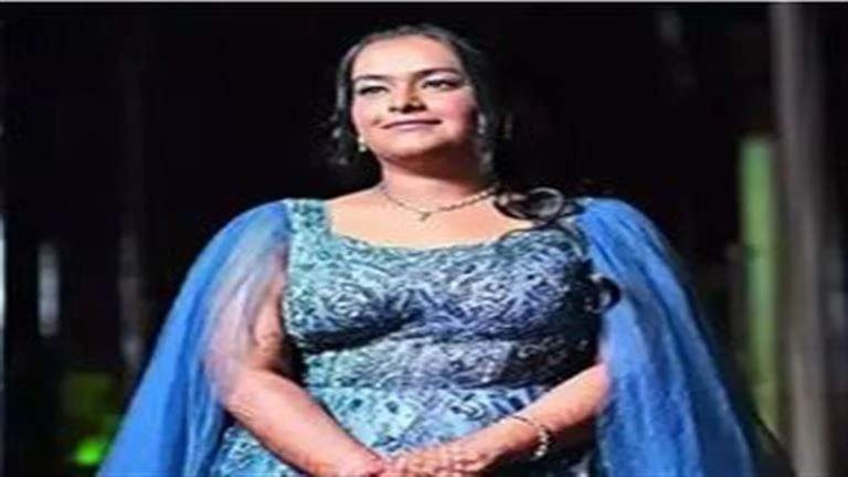 الفرح تحول لمأتم.. هذا ما حدث لعروس يوم زفافها لايف ستايل كتبت- أسماء مرسي: تحولت أجواء الفرح إلى مأتم، بعدما توفيت عروس جزائرية يوم زفافها، وذلك إثر